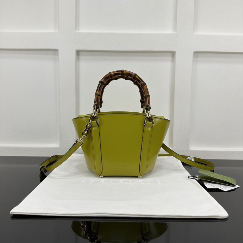 G*u*i shopping bags